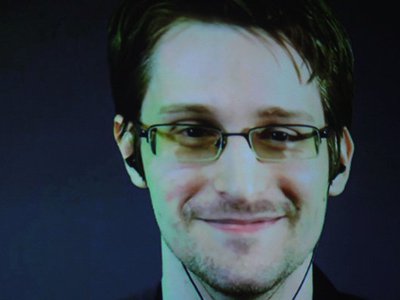 Heavily redacted Snowden impact assessment leaves out Snowden's name