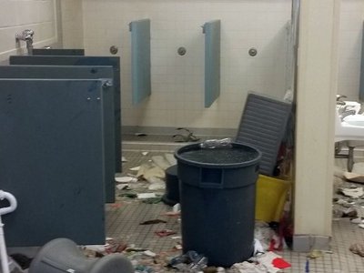 The Private Prison Primer: Stolen shoes and the Kingman riots Part 1