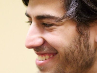 To honor Aaron Swartz‘s transparency fight, supporters submit over 150 public records requests