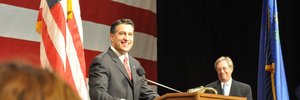Nevada governor vetoes bill banning private prisons