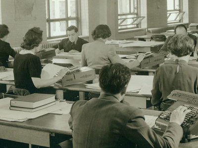 Feature Focus: Reviewing your Assignment responses and responding to your readers