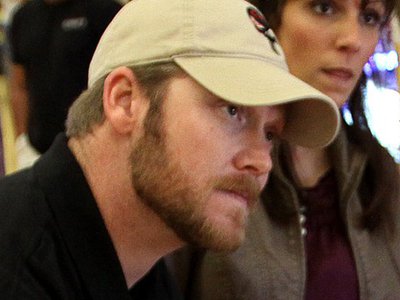 Navy releases "American Sniper" Chris Kyle's military record