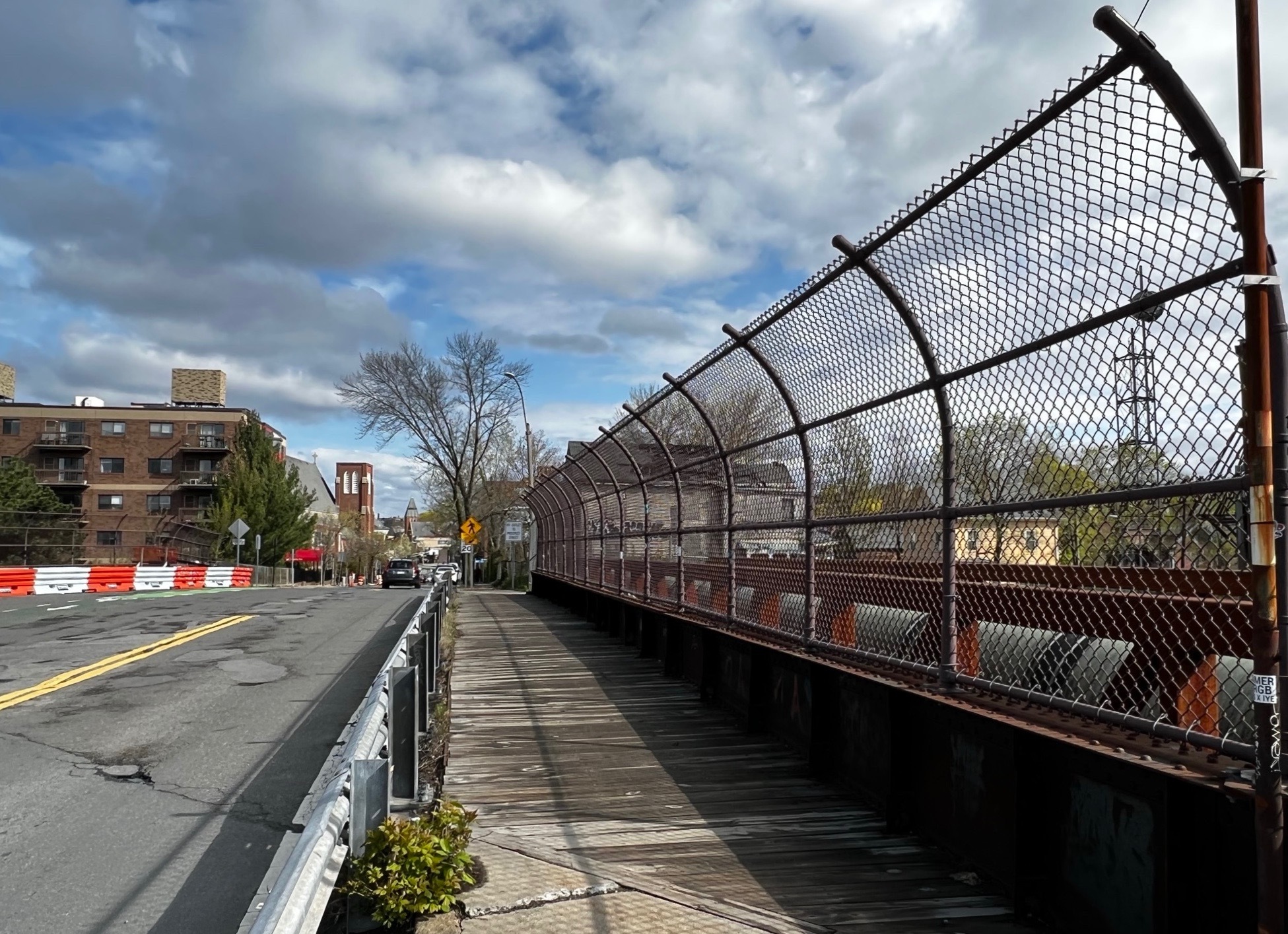 Contemporary northwest view of bridge at the corner of Newton and Prospect Streets, Somerville, Mass. A witness spotted a young jogger in a royal blue tracksuit on the bridge minutes before the murder of Orhan Gündüz on May 4, 1982.